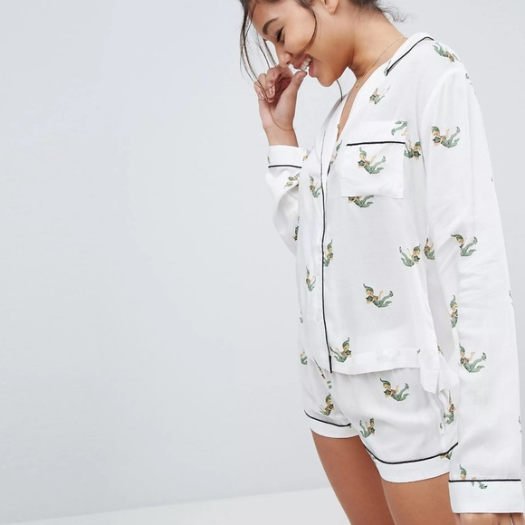ASOS Peter Pan Embroidered Shirt & Short
Pajama Set - Picture 3 of 3